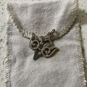 James Avery Retired Dove Charm